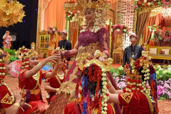 Paket Pernikahaan Murah Di Jakarta | Wedding Ardhana dan Logie